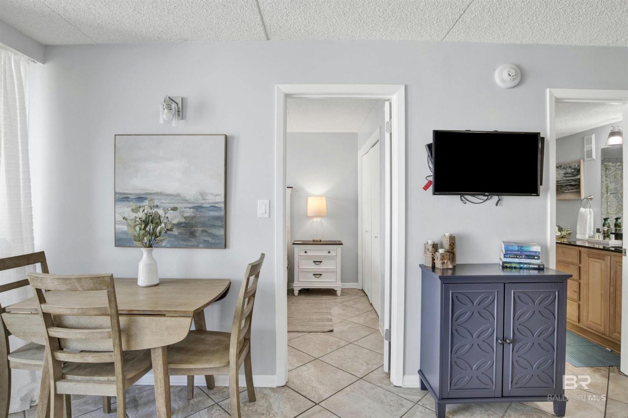 Condo On The Beach- Walk To Restaurants, Shops And Activities. Gulf Shores Exterior photo