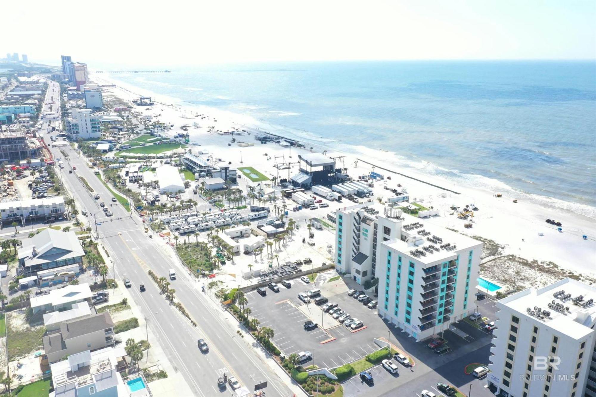 Condo On The Beach- Walk To Restaurants, Shops And Activities. Gulf Shores Exterior photo